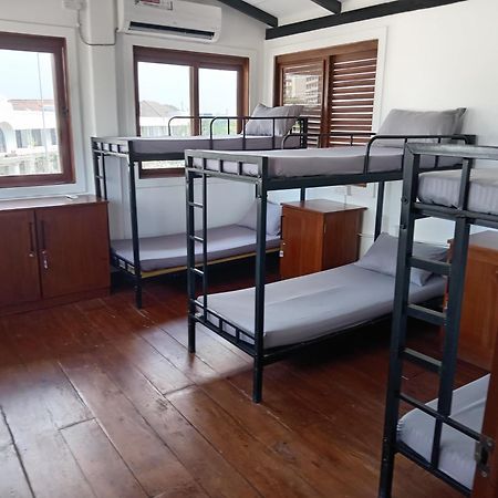 Bed and Breakfast Urban Deck Colombo Exterior foto